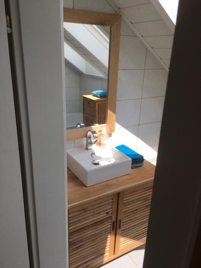 Zwischen Koeln Und Bonn, Central Oben Troisdorf Luaran gambar